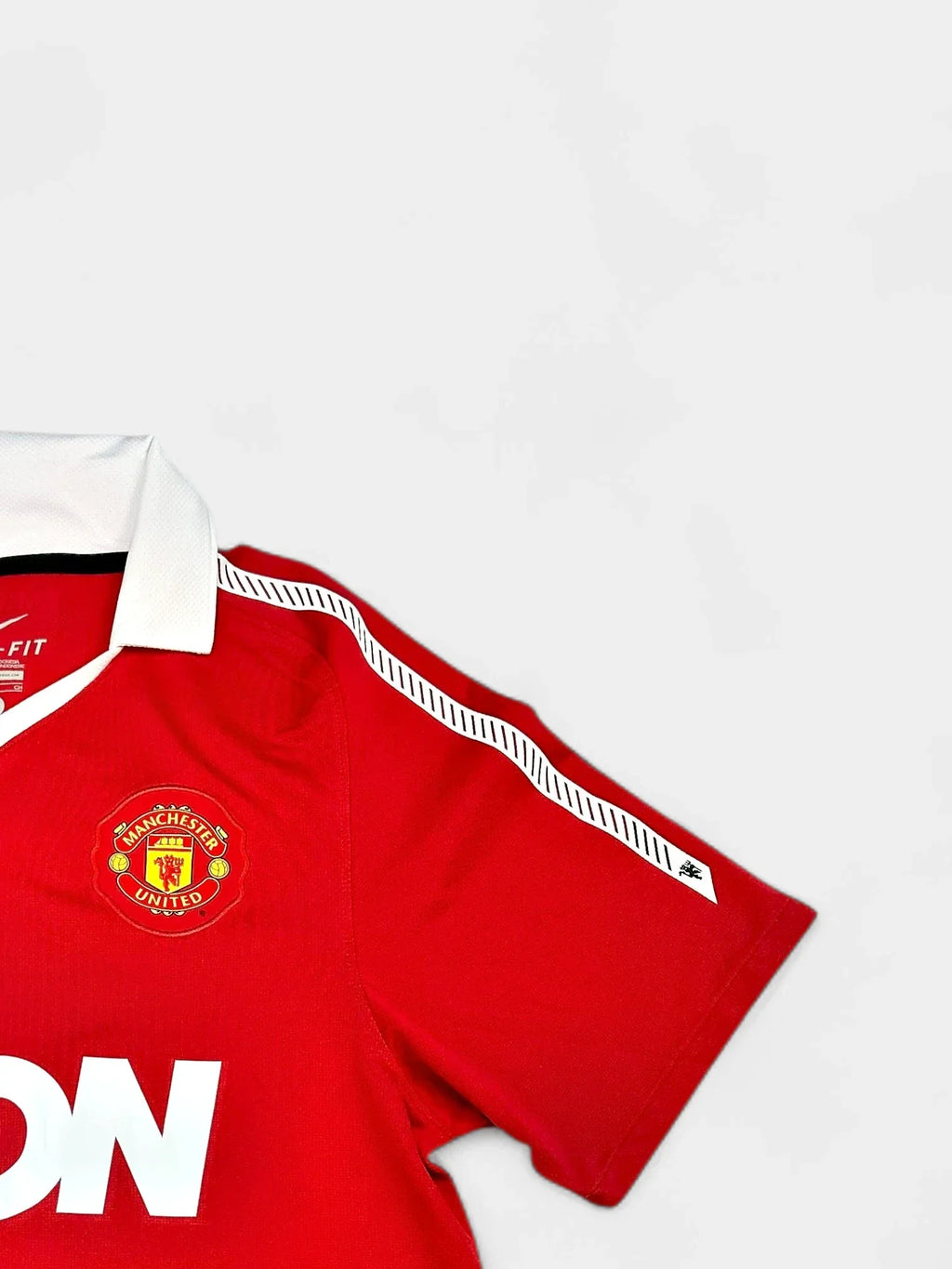 Manchester United 2010-2011 Football Shirt (Small)