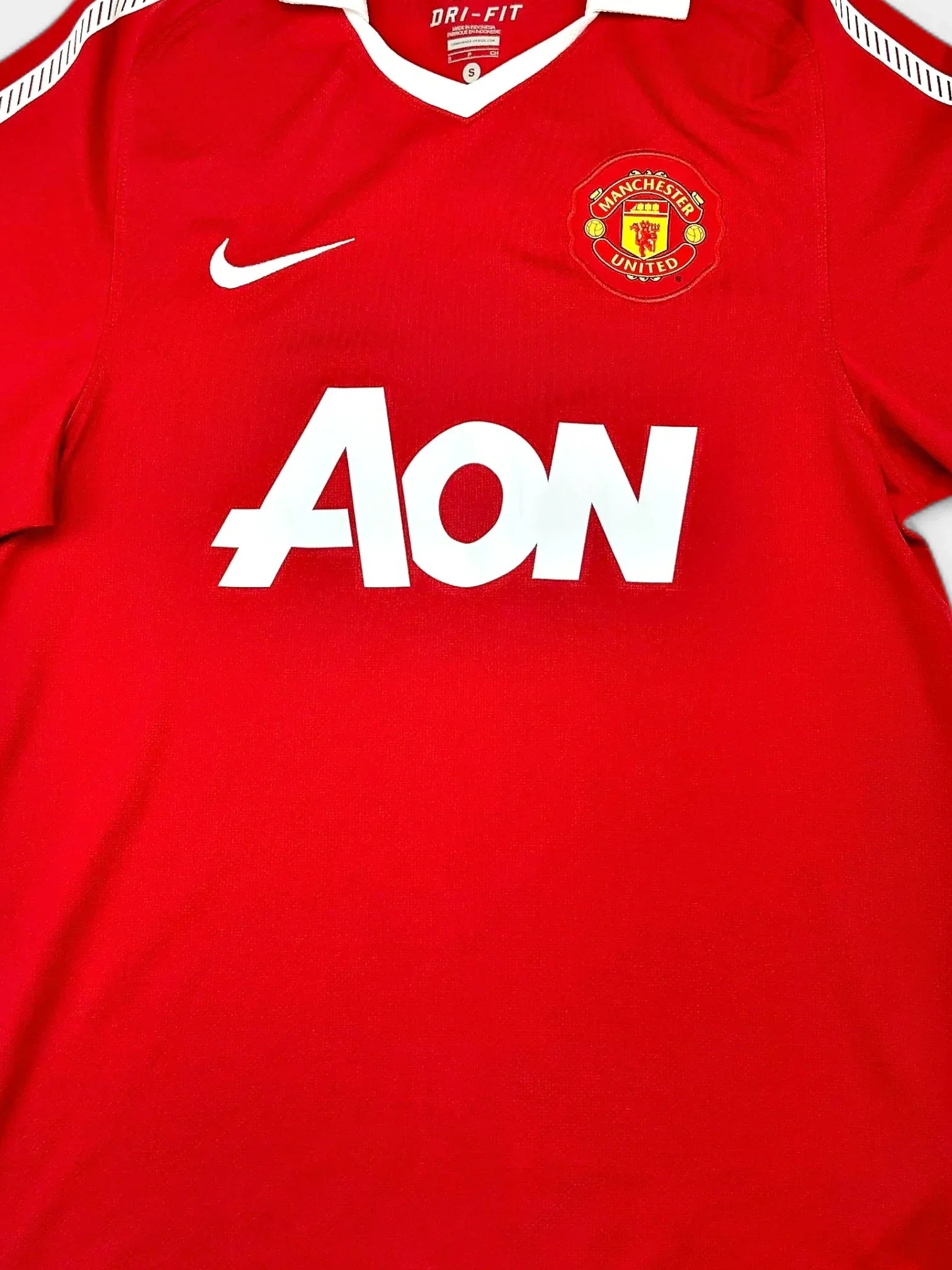 Manchester United 2010-2011 Football Shirt (Small)